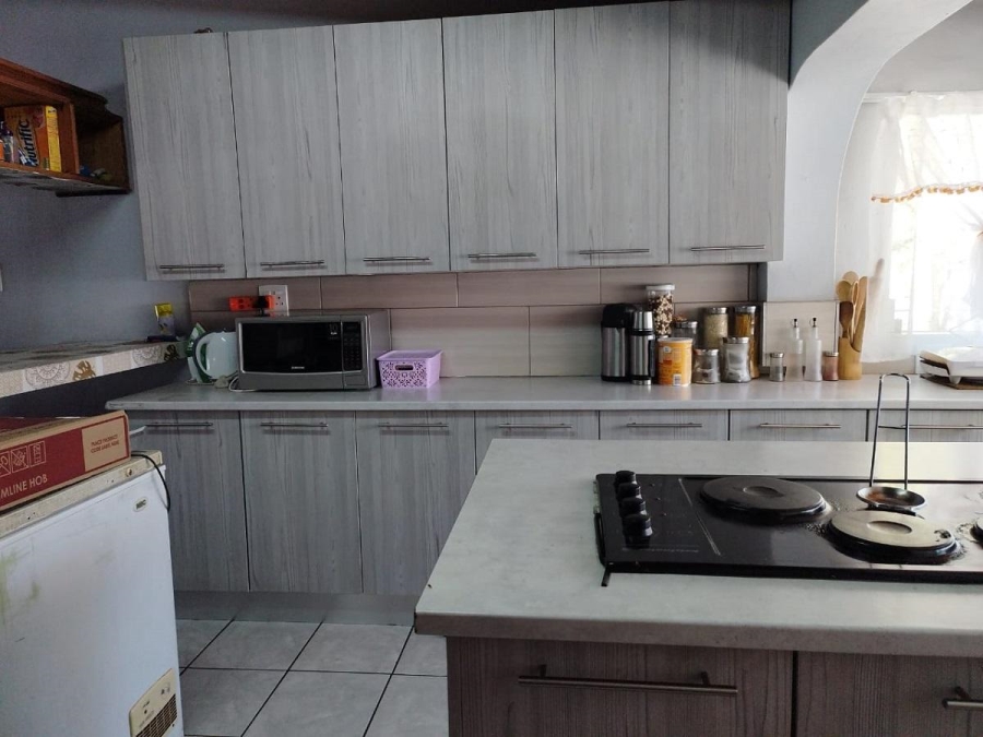 5 Bedroom Property for Sale in Sasolburg Free State